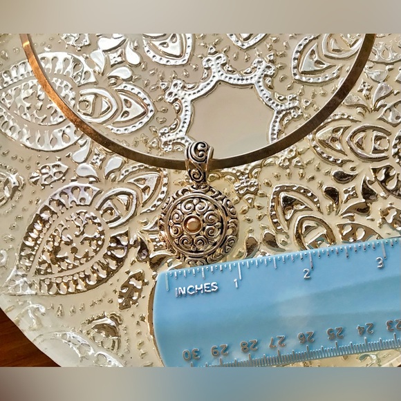 2 Ladies Necklaces Large Pendant Costume Jewelry Silver & Gold Color Marked - Picture 9 of 16